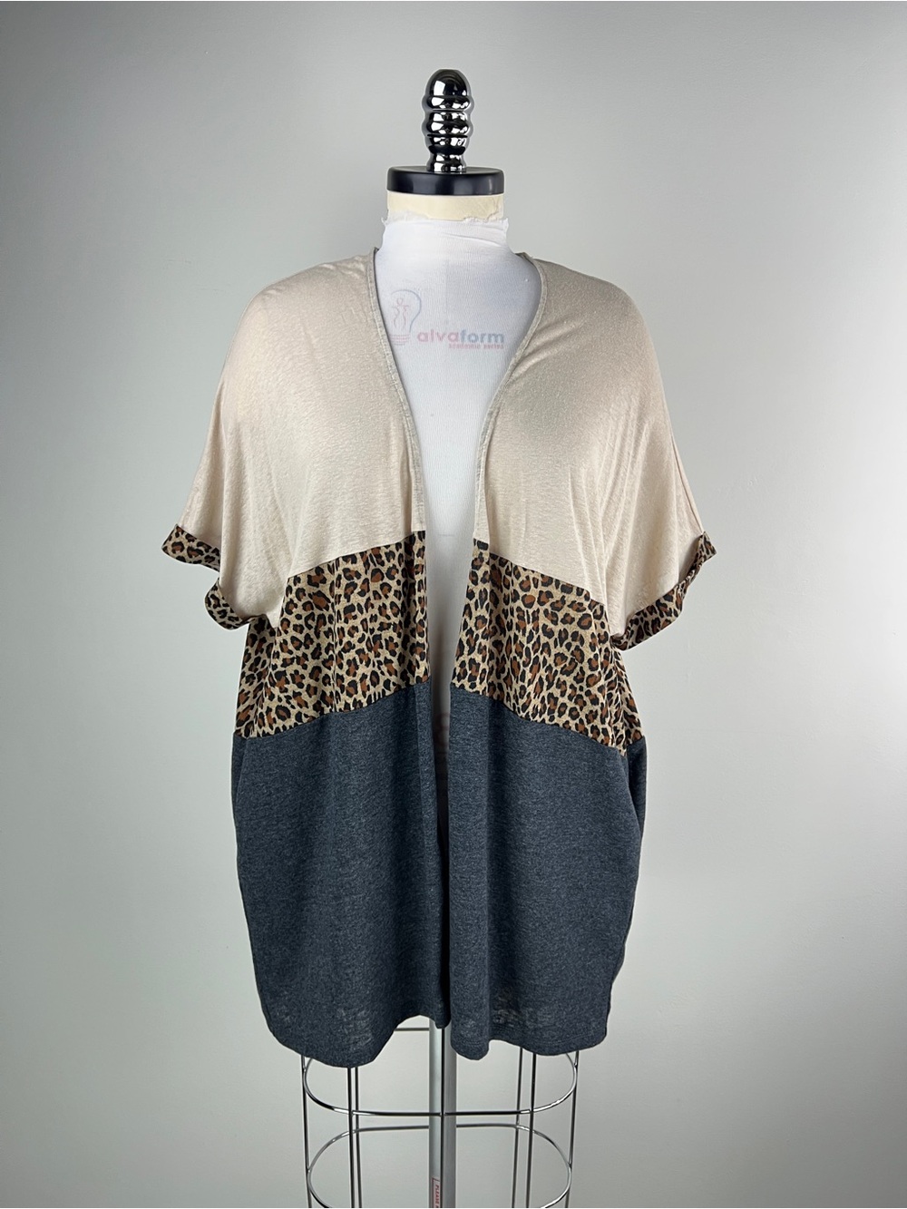 💚 3832. Colorblock Leopard Open Front Cardigan - Beige & Charcoal